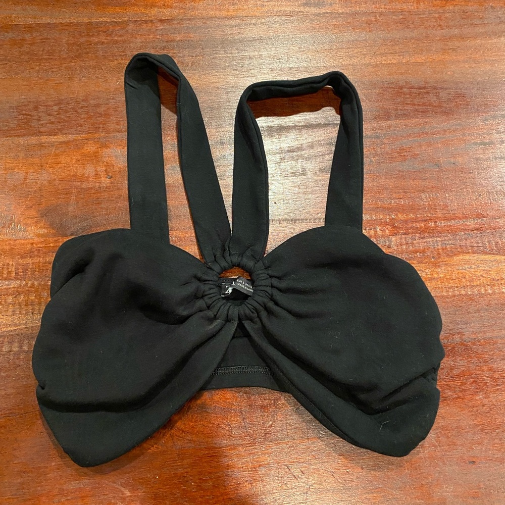 Cut out Crop top